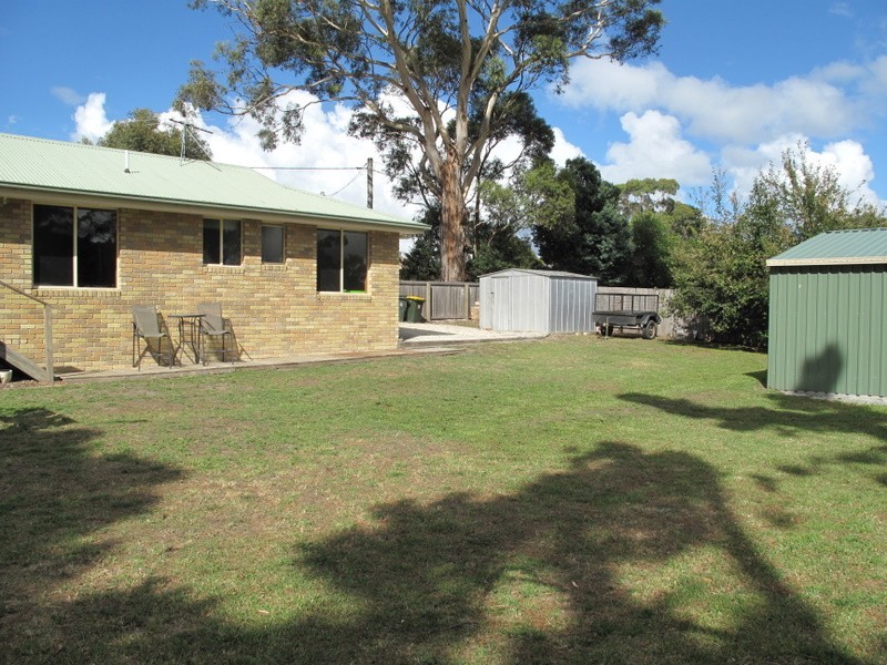 9 Eighth Avenue, Dodges Ferry TAS 7173