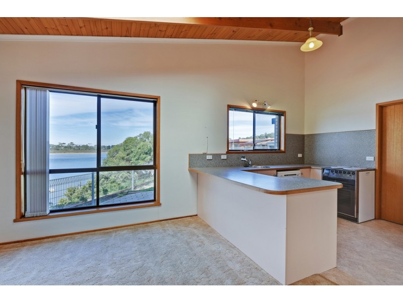 11 Esplanade, Carlton River TAS 7173