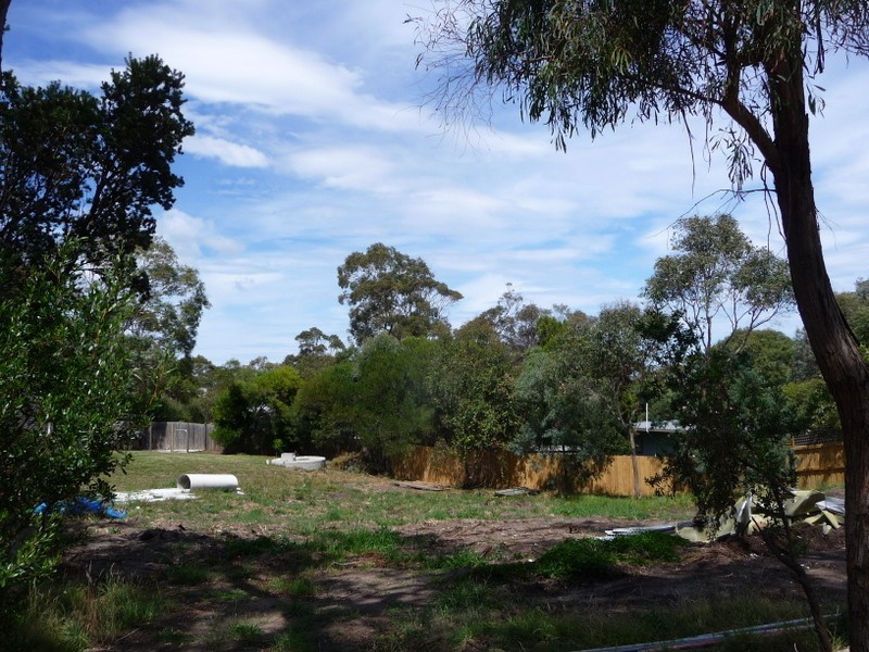 11 Gully Road, Dodges Ferry TAS 7173