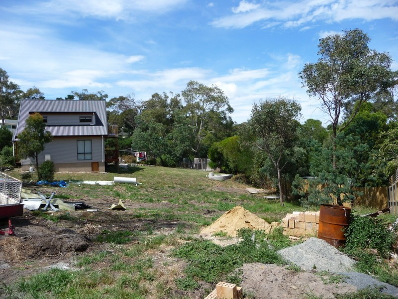 11 Gully Road, Dodges Ferry TAS 7173