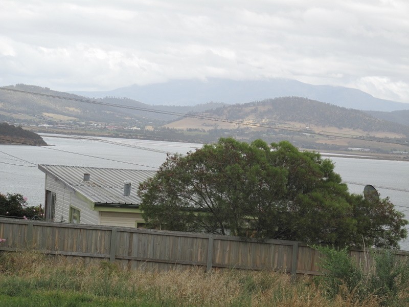 2 and 4 Darwin Street, Midway Point TAS 7171