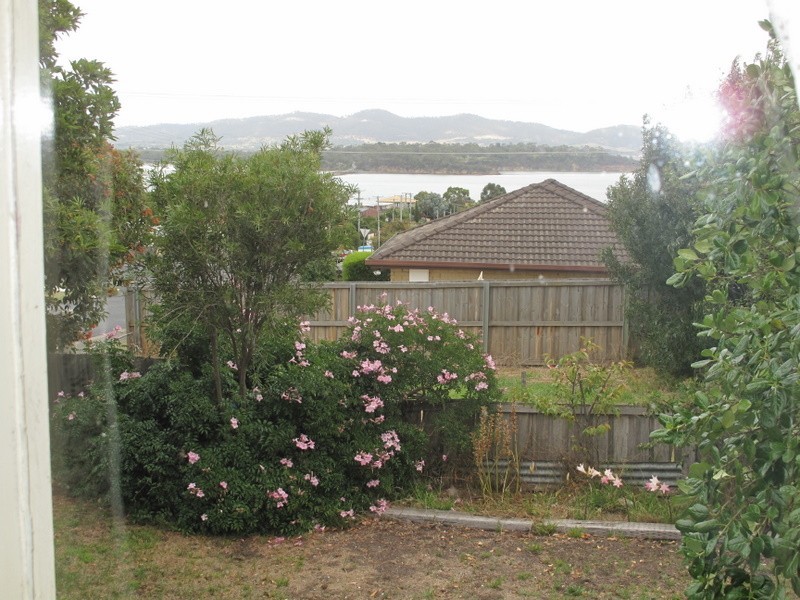 2 and 4 Darwin Street, Midway Point TAS 7171