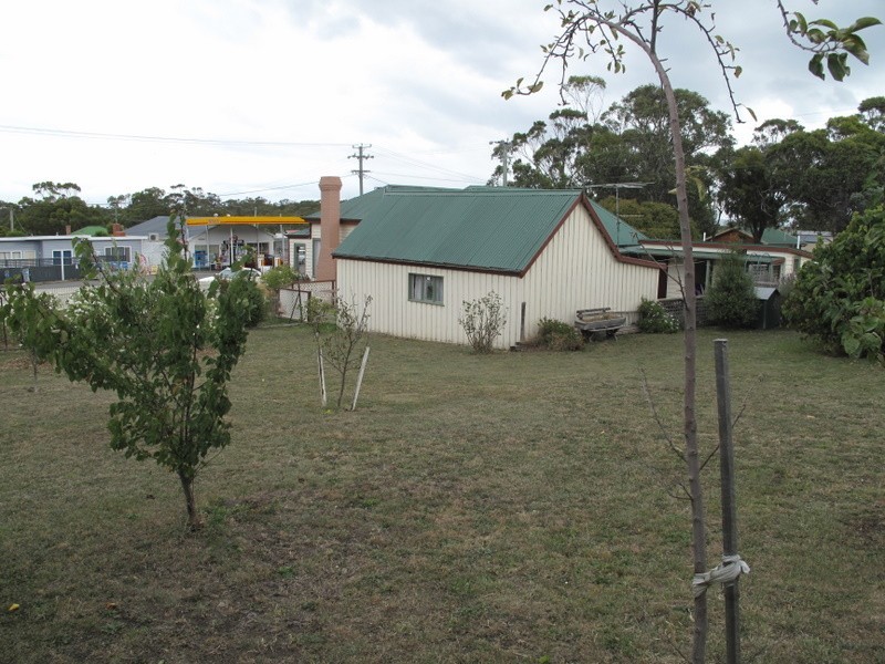 120 Arthur Highway, Dunalley TAS 7177