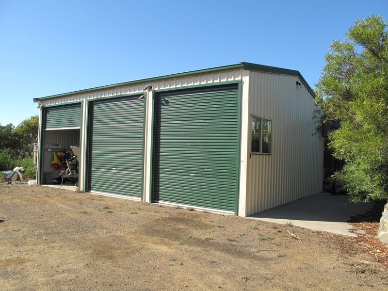 4 Riviera Drive, Carlton TAS 7173