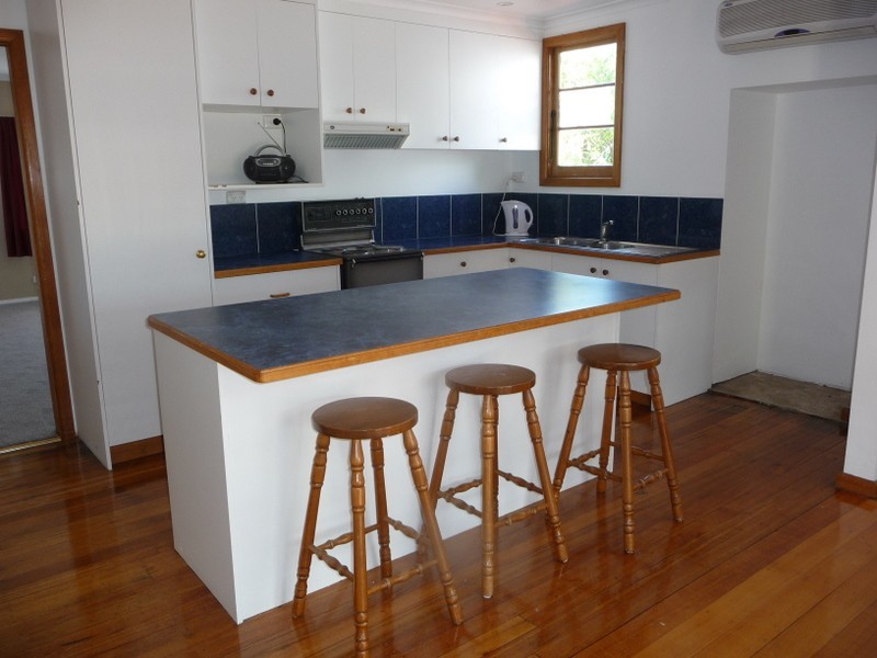 14 First Avenue, Midway Point TAS 7171