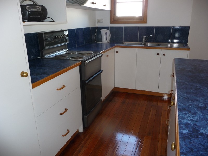 14 First Avenue, Midway Point TAS 7171