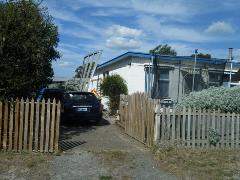 13 Tenth Avenue, Dodges Ferry TAS 7173