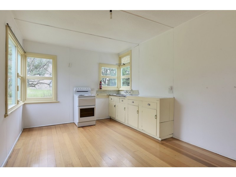 6 Second Avenue, Dodges Ferry TAS 7173