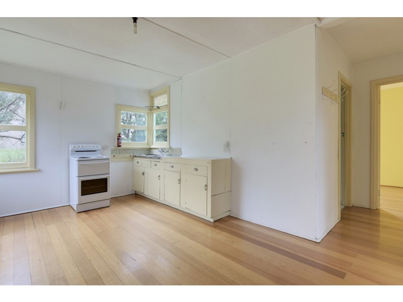 6 Second Avenue, Dodges Ferry TAS 7173