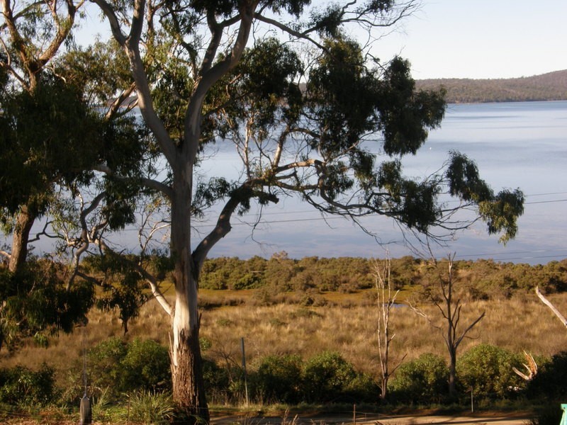 16 Craigs Hill Road, Boomer Bay TAS 7177