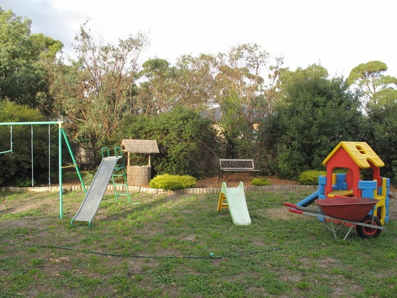 4 Fern Close, Dodges Ferry TAS 7173