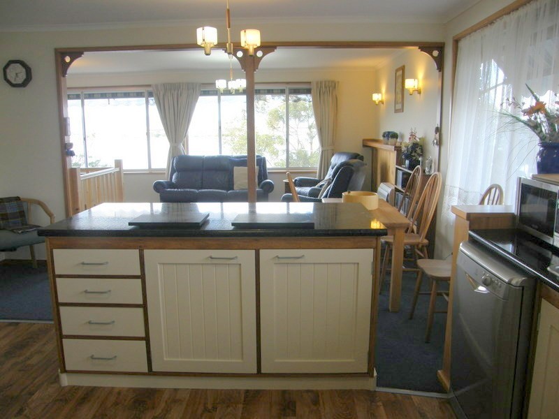 20 Lake Vue Parade, Midway Point TAS 7171