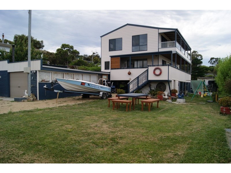 3 Rowan Avenue, Primrose Sands TAS 7173