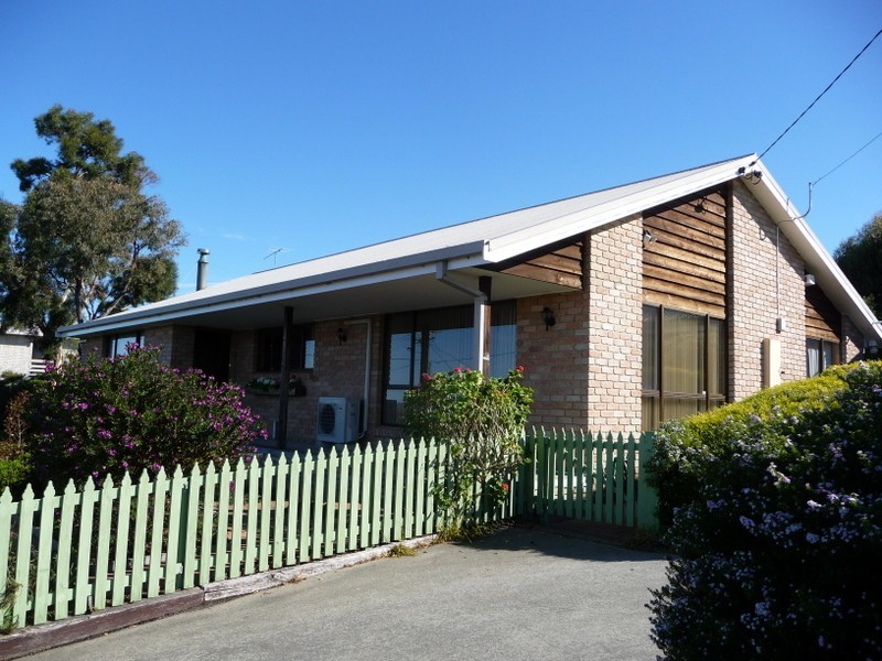 1 Singapore Street, Midway Point TAS 7171