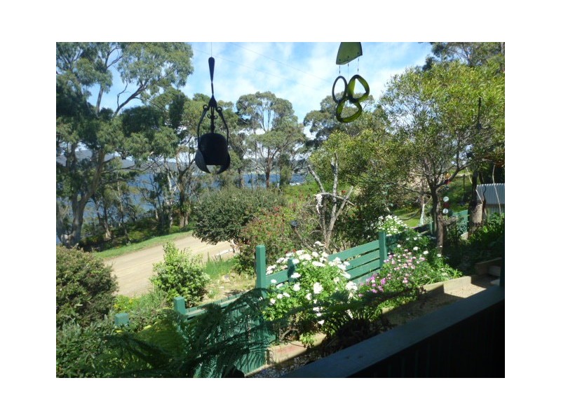46 Apex Point Road, White Beach TAS 7184