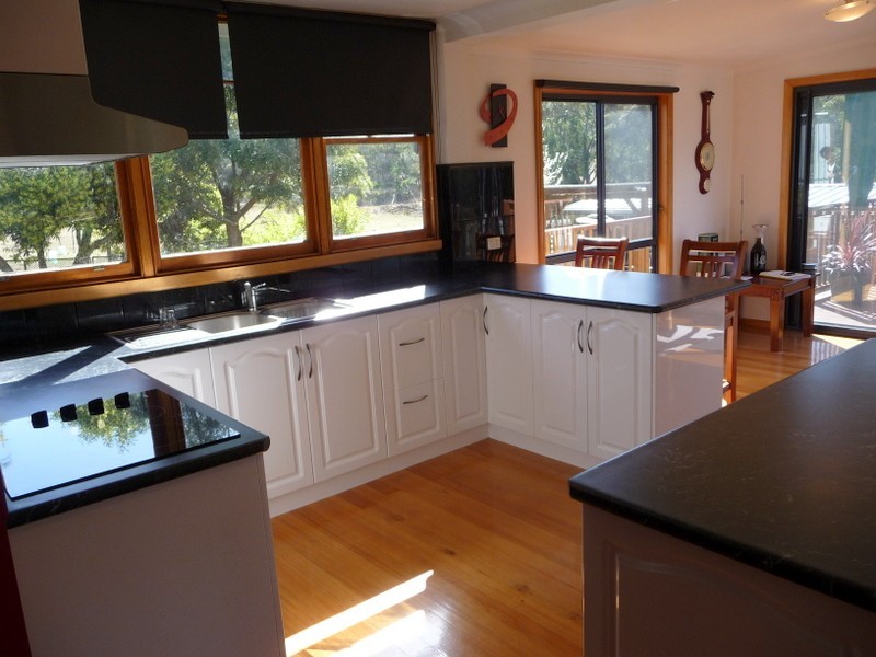 78 Arthur Highway, Dunalley TAS 7177