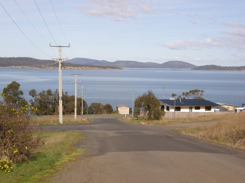 3 Norfolk Cres, Primrose Sands TAS 7173