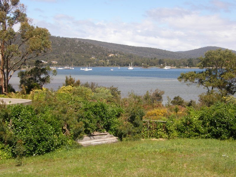 24 Peace Street, Nubeena TAS 7184