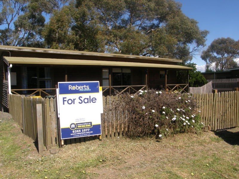 16 Terry Street, Carlton TAS 7173