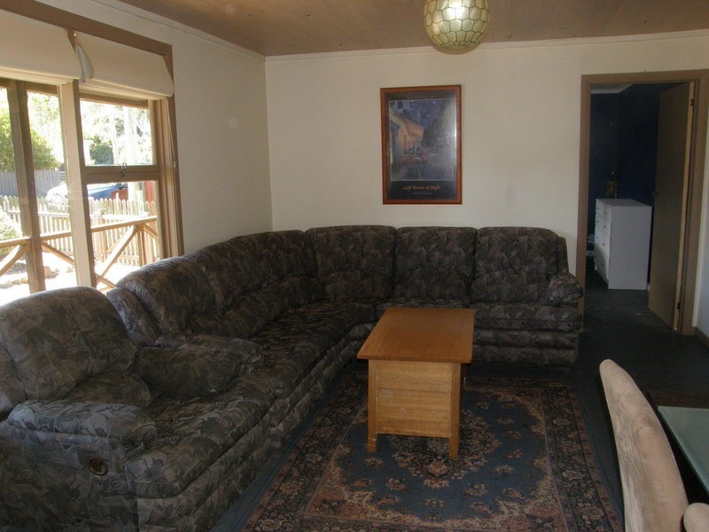 16 Terry Street, Carlton TAS 7173