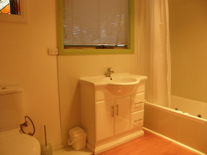 16 Terry Street, Carlton TAS 7173