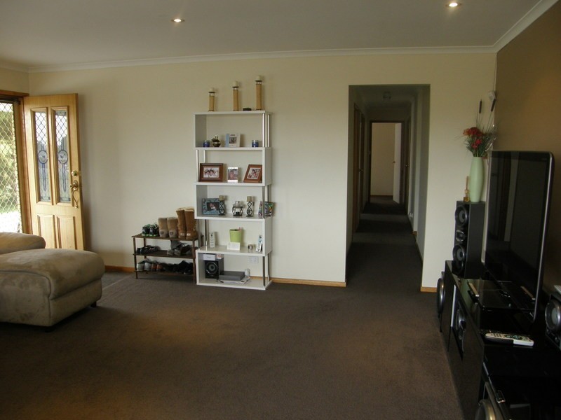 10 Neagarra Street, Dodges Ferry TAS 7173