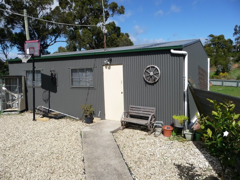 18 Church Street, Dunalley TAS 7177