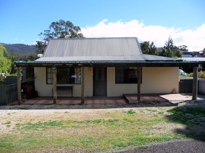 18 Church Street, Dunalley TAS 7177