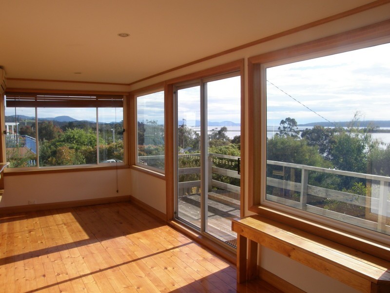 48 Bay Road, Boomer Bay TAS 7177