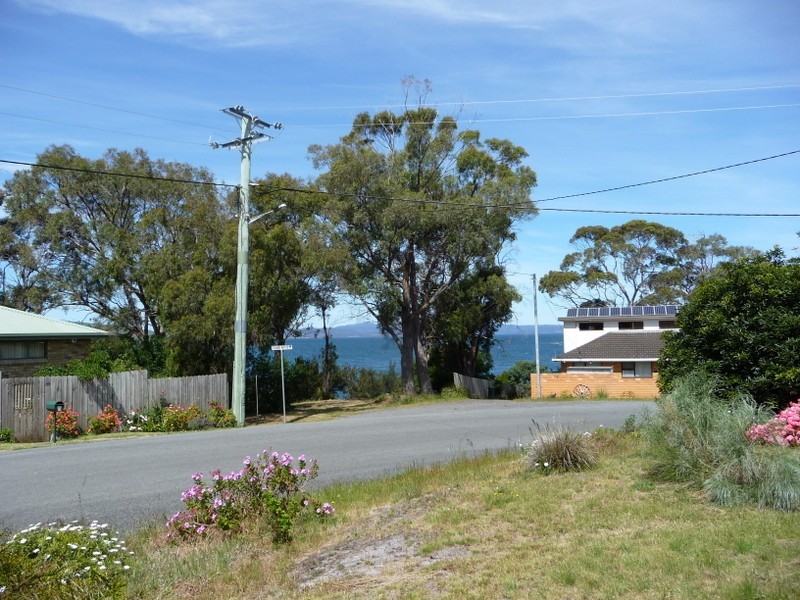 Unit 2/50 Susans Bay Road, Primrose Sands TAS 7173