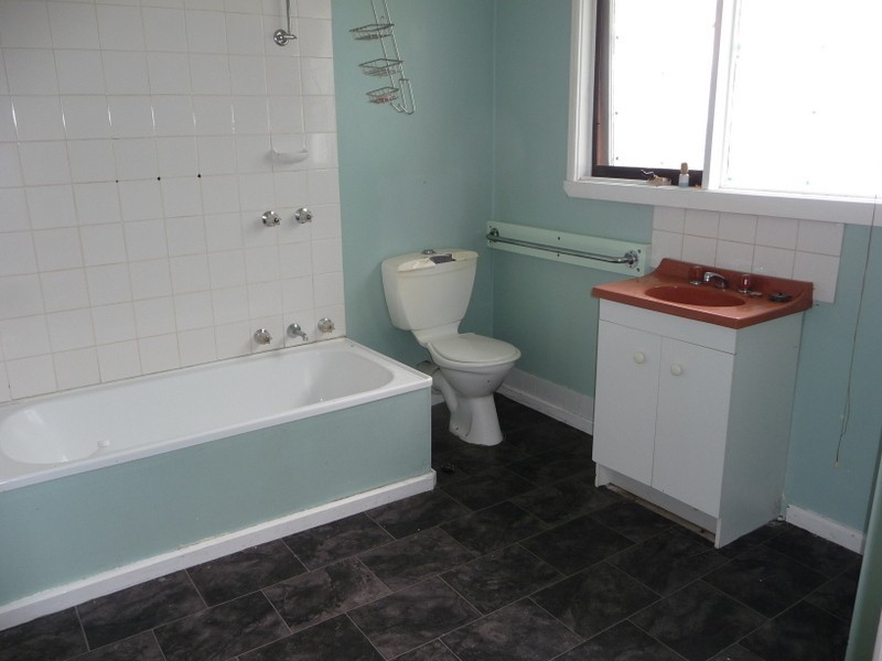 Unit 2/50 Susans Bay Road, Primrose Sands TAS 7173