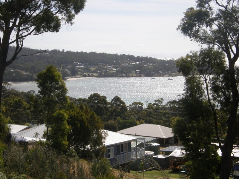 80a Lagoon Road, White Beach TAS 7184