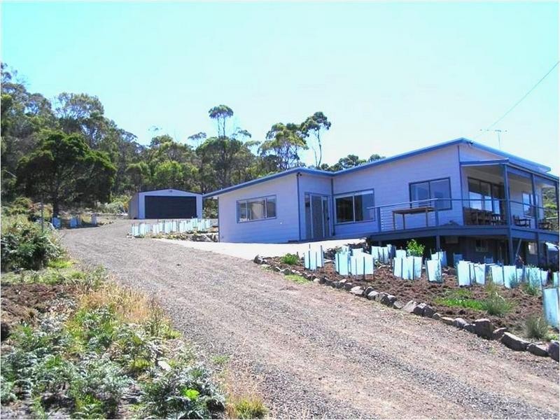 148 Apex Point Road, White Beach TAS 7184