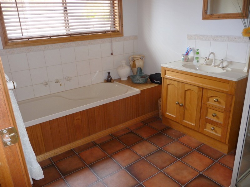33 Dodges Hill Road, Dodges Ferry TAS 7173
