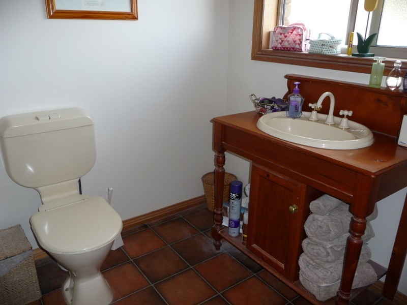 33 Dodges Hill Road, Dodges Ferry TAS 7173