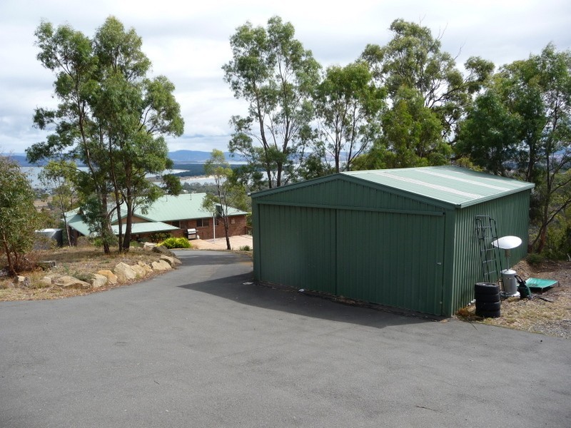 33 Dodges Hill Road, Dodges Ferry TAS 7173