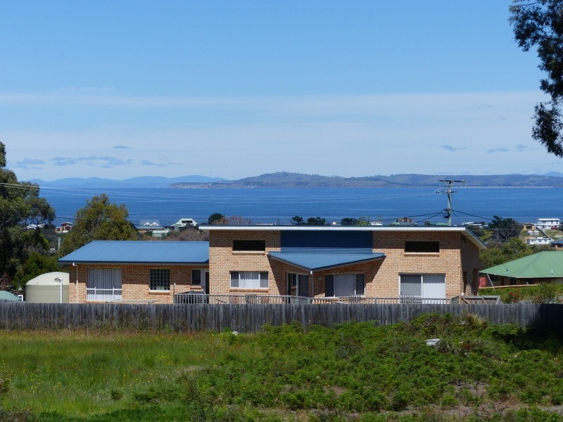 1 Joel Avenue, Carlton TAS 7173