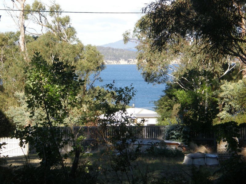 22 Broom Street, Primrose Sands TAS 7173
