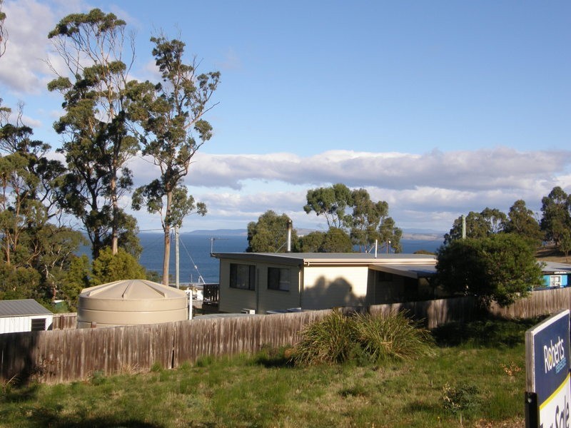 22 Broom Street, Primrose Sands TAS 7173