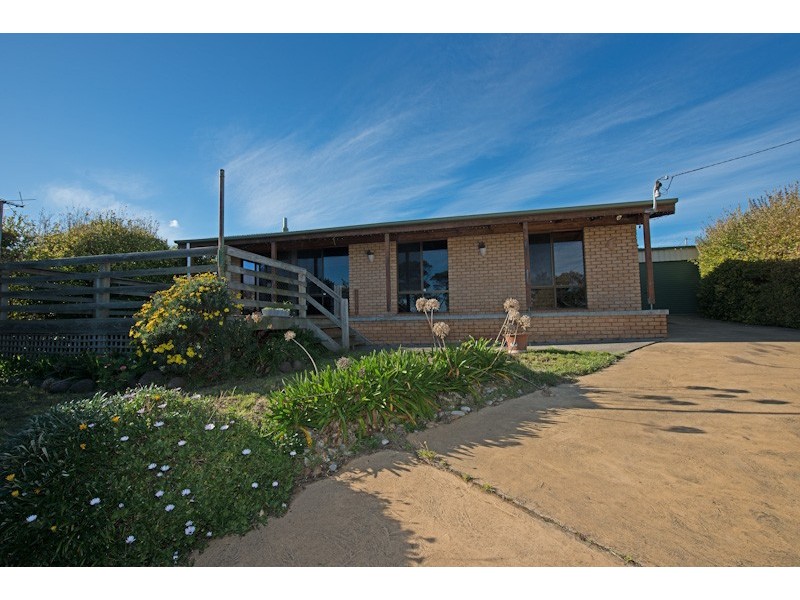 90 Carlton Beach Road, Dodges Ferry TAS 7173