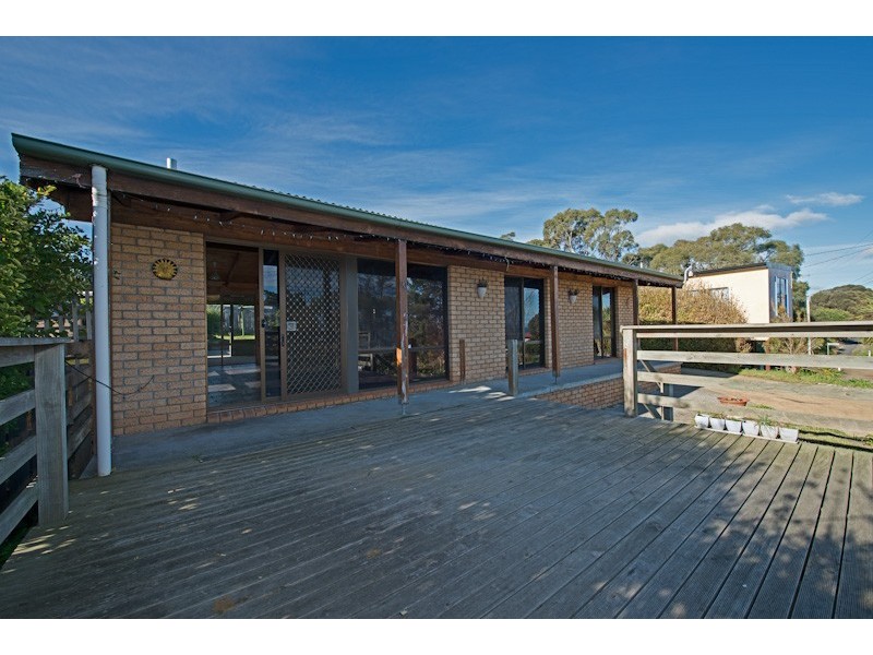 90 Carlton Beach Road, Dodges Ferry TAS 7173