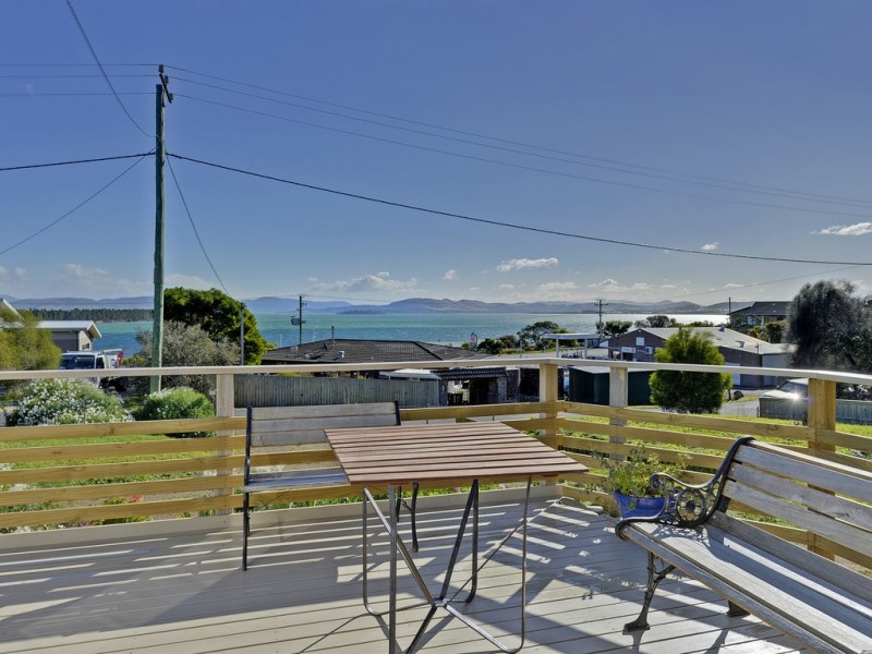 2-4 John St, Lewisham TAS 7173