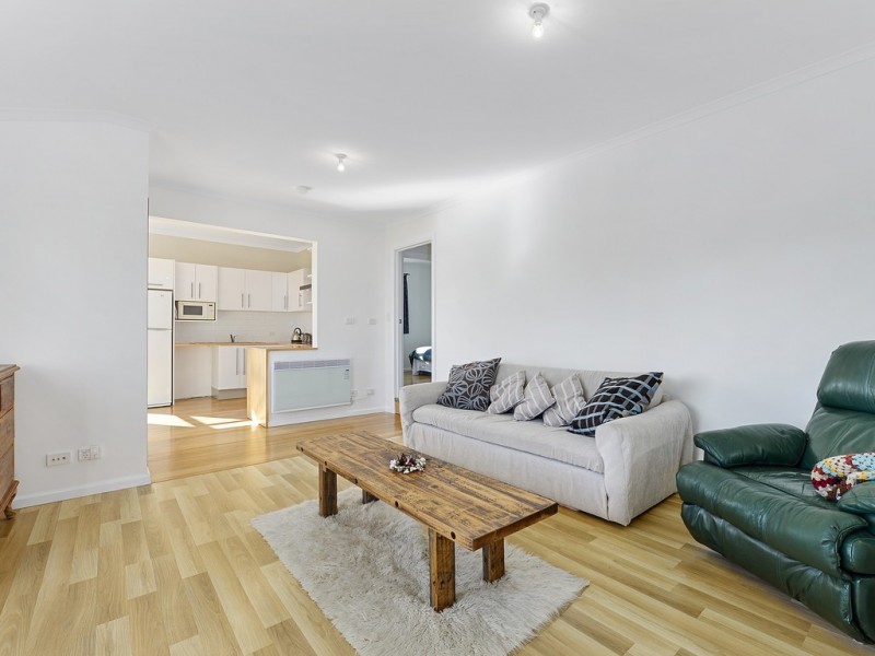 2-4 John St, Lewisham TAS 7173