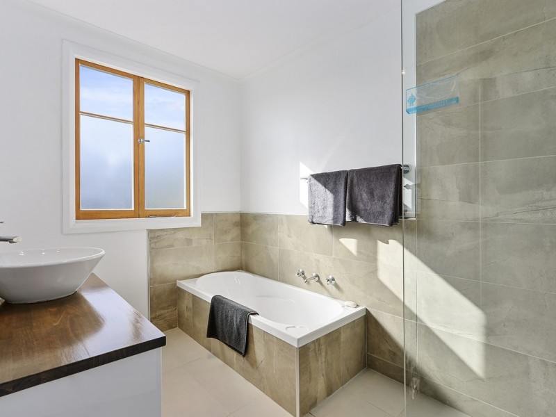 2-4 John St, Lewisham TAS 7173