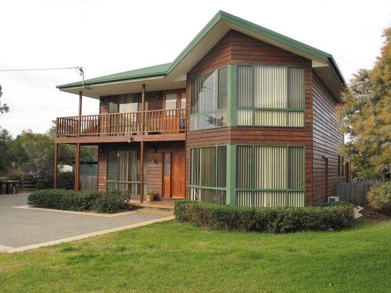 4 Riviera Drive, Carlton TAS 7173