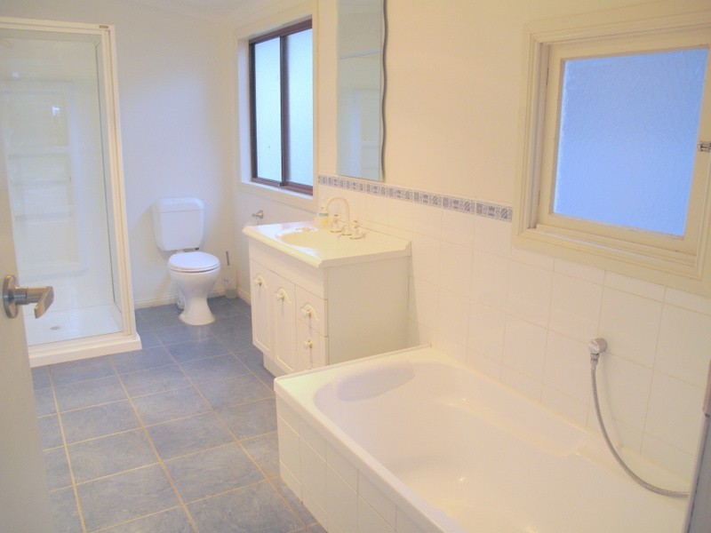 16 Lateena Street, Dodges Ferry TAS 7173