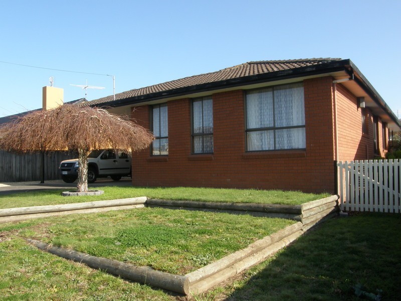 16 Suncrest Street, Midway Point TAS 7171