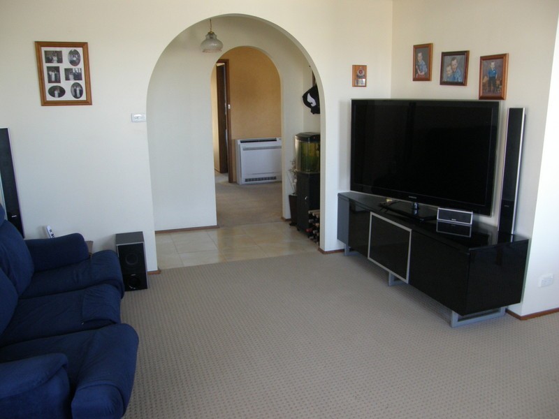 16 Suncrest Street, Midway Point TAS 7171