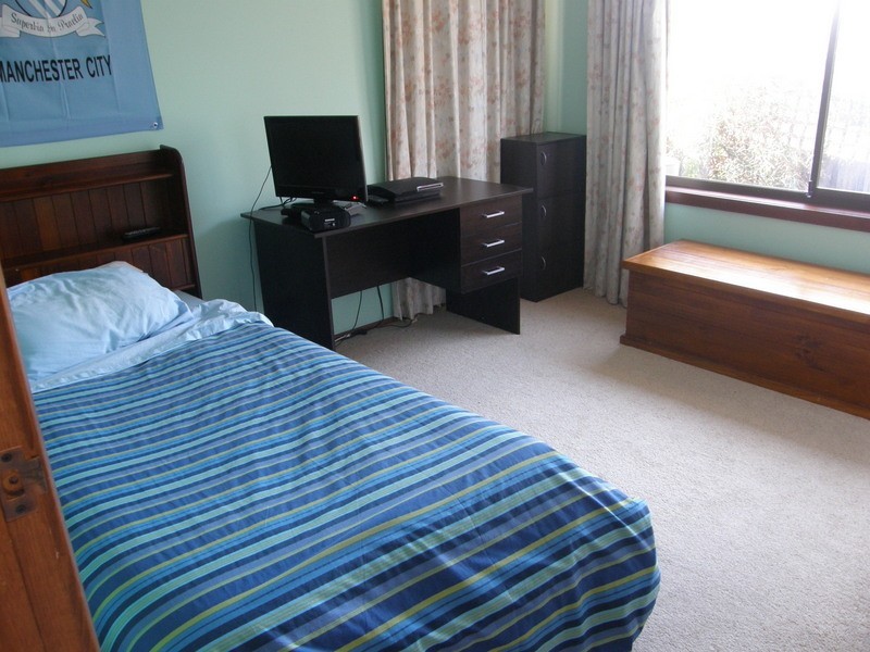 16 Suncrest Street, Midway Point TAS 7171