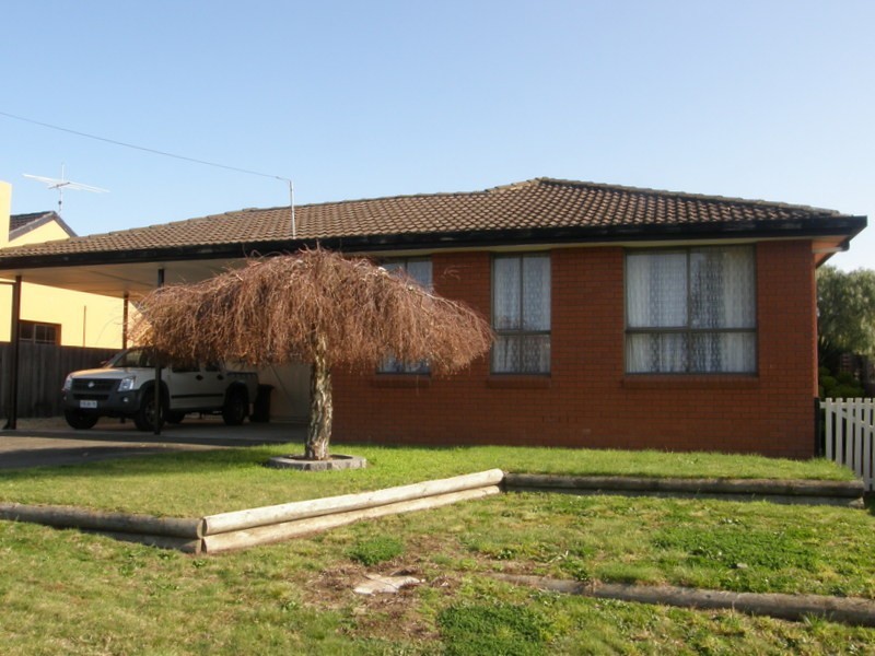 16 Suncrest Street, Midway Point TAS 7171